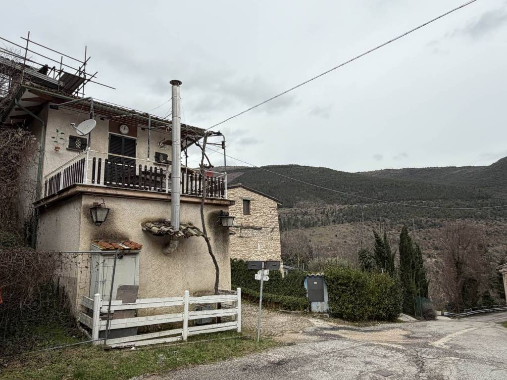 Casa indipendente a Caldarola in colle valcimarra - Foto 2