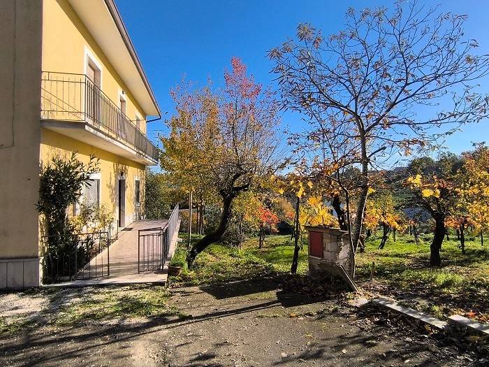 Villa a Frigento in SS303 - Foto 3