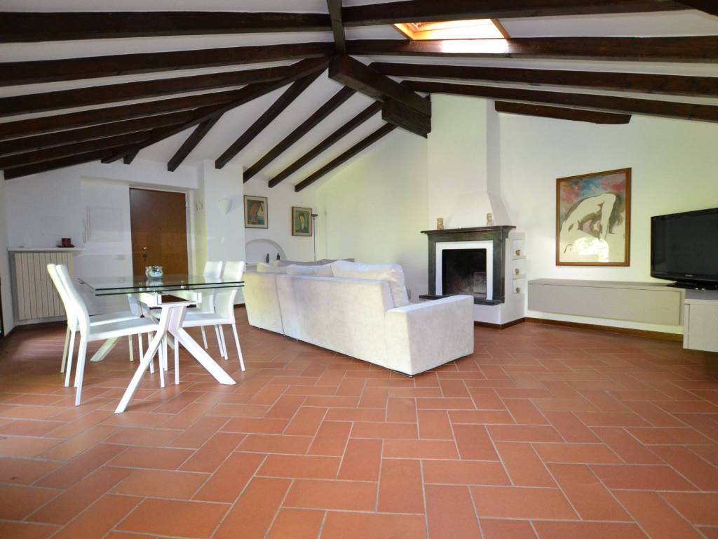 Appartamento a Calco in Via Ghislanzoni, 9 - Foto 4