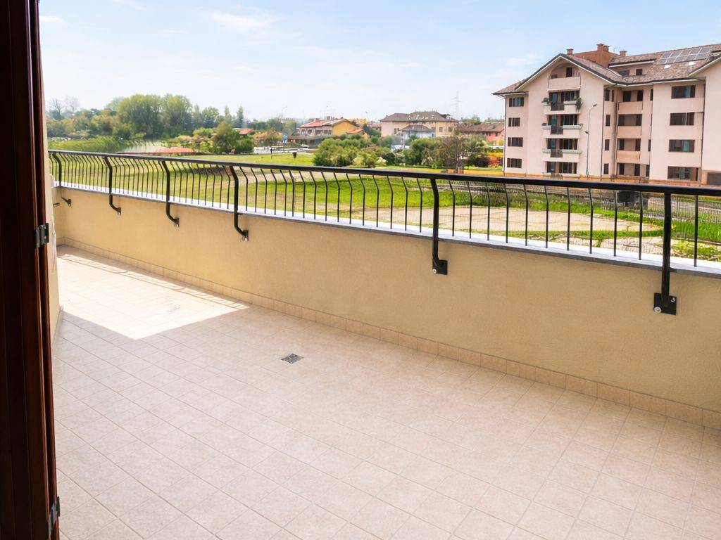 Appartamento a Assago in Via Bazzana Inferiore - Foto 2