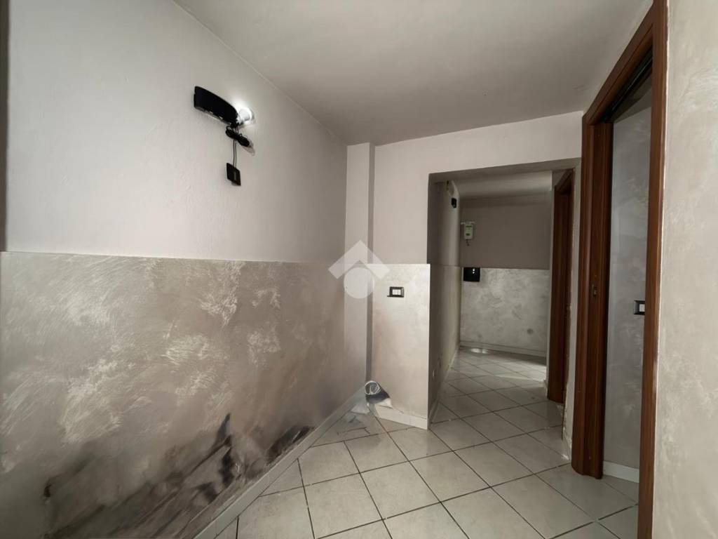 Appartamento a Gragnano in Piazza Augusto Aubry, 27 - Foto 3