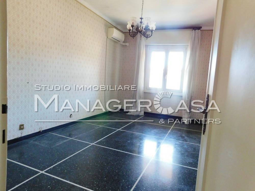 Appartamento a Genova in Via Aurelio Robino, 20 - Foto 5