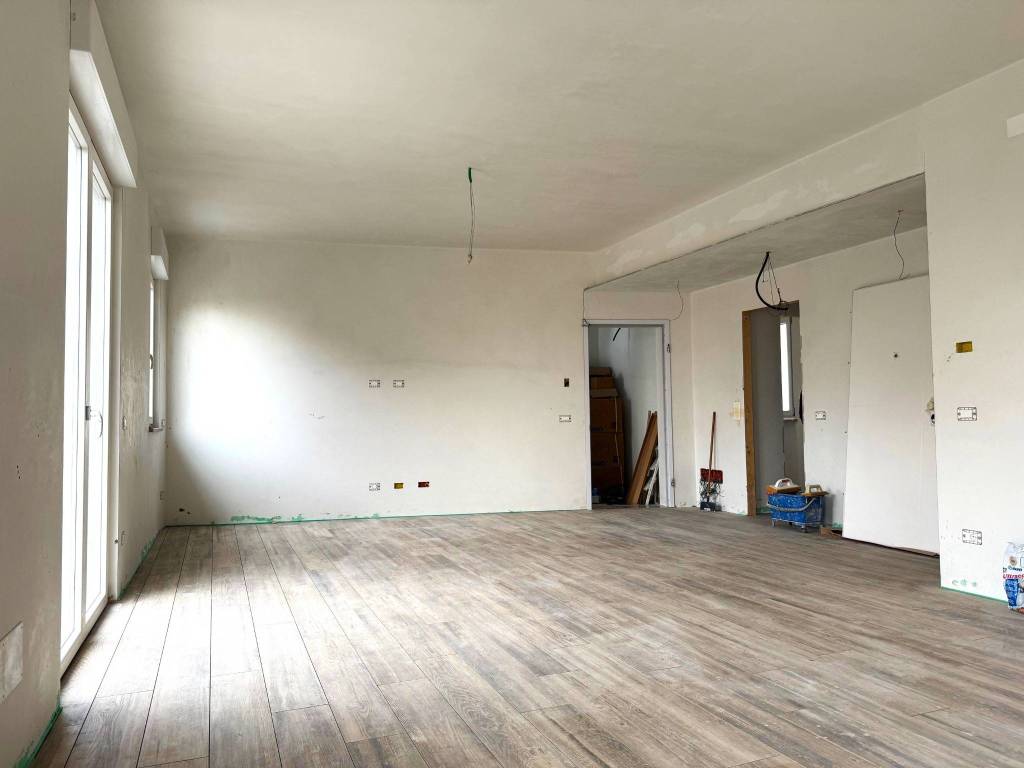 Appartamento a Galliate in Viale Camillo Benso di Cavour, 84 - Foto 5