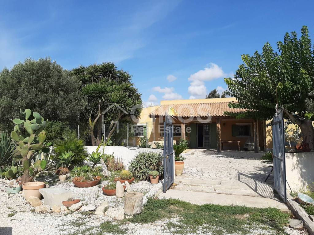 Villa a Noto in CONTRADA CUBA - Foto 3
