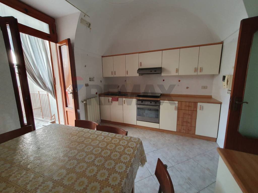 Casa indipendente a Bari in Via Ugo Foscolo, 71 - Foto 4