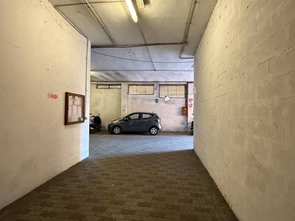 Box / garage a Genova in Via Giuseppe Piantelli - Foto 3