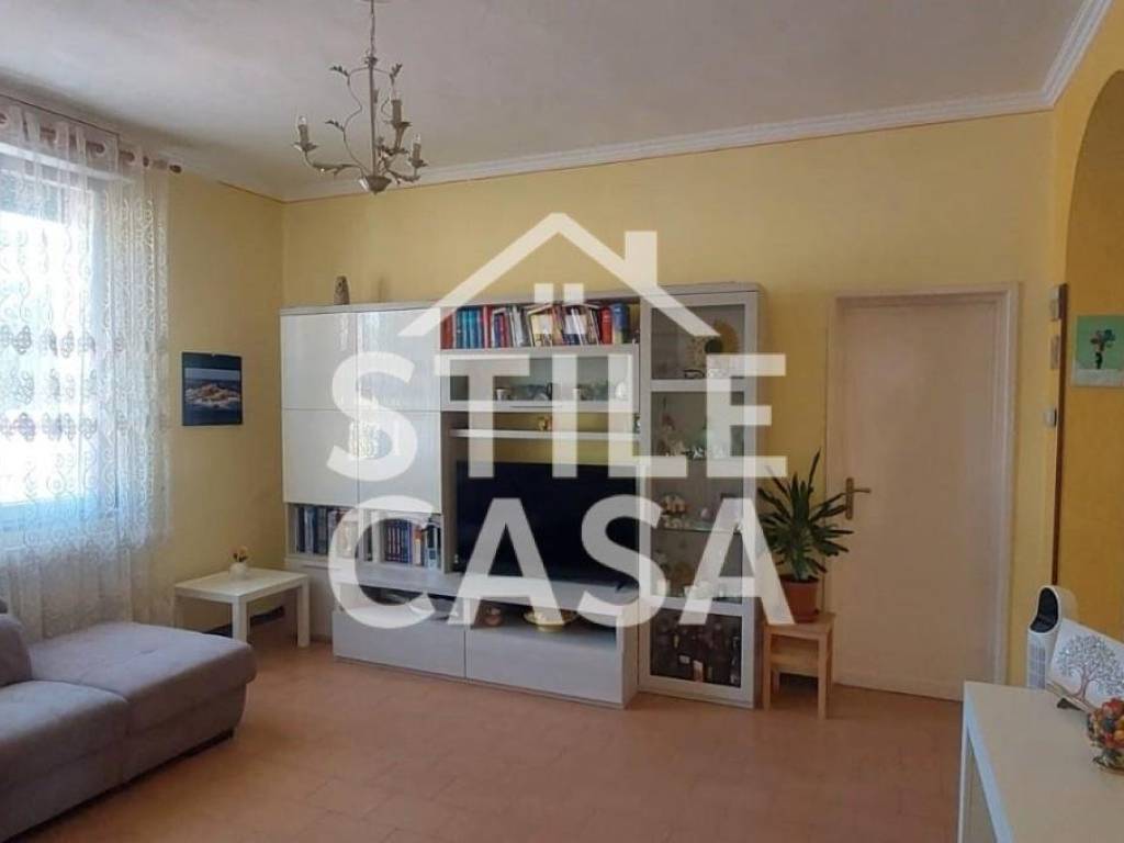 Appartamento a Pescia in Via Martiri della Libertà, - Foto 2