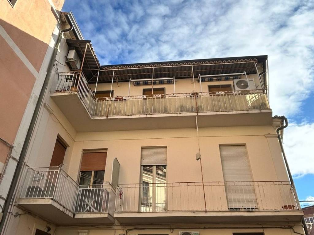 Appartamento a Catanzaro in Piazza Roma, 15 - Foto 2