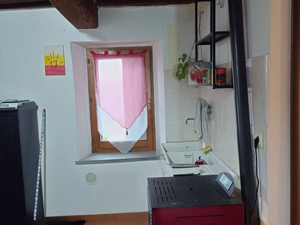 Appartamento a Fornovo di taro in Strada La Costla - Foto 3