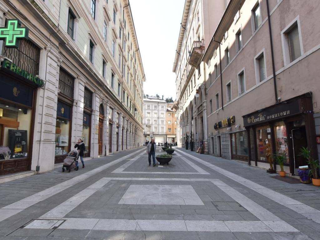 Appartamento a Trieste in Via Mazzini, 41 - Foto 2