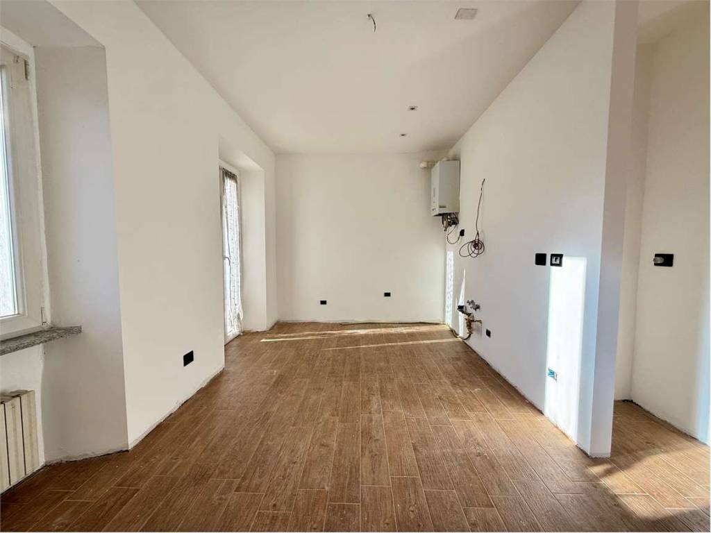 Appartamento a Borgomanero in Via Professore Angelo de Gasperis - Foto 3