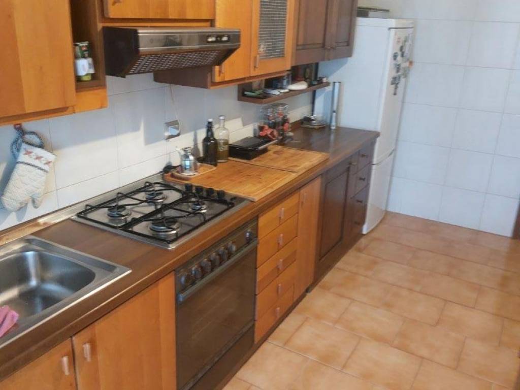 Appartamento a Pieve emanuele in Via delle Rose - Foto 2