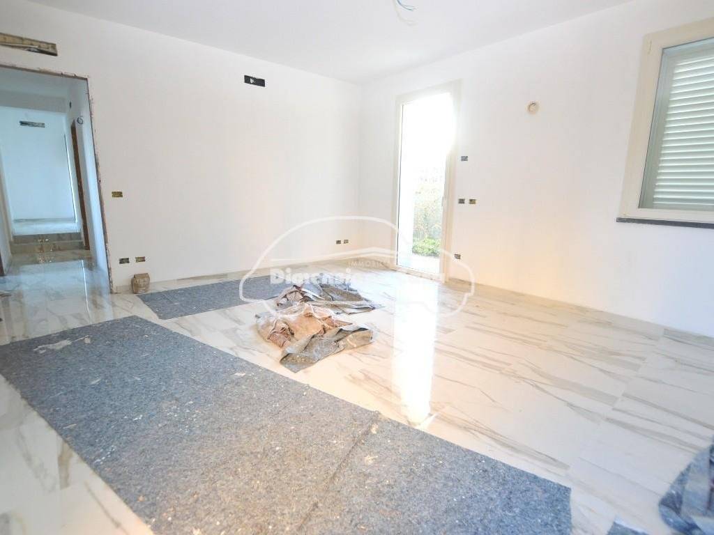 Appartamento a Lucca in Via Nicola Barbantini, , 1 - Foto 2