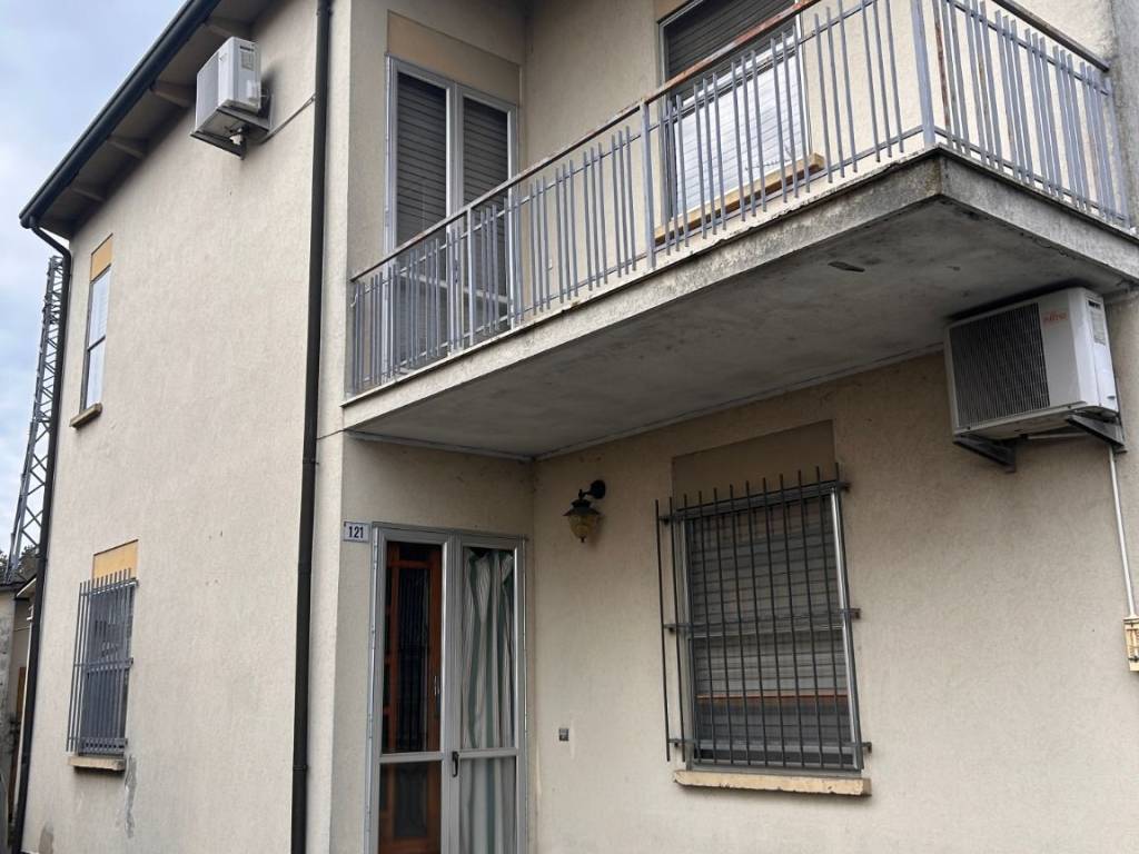 Villa a Conselice in Via Coronella - Foto 2