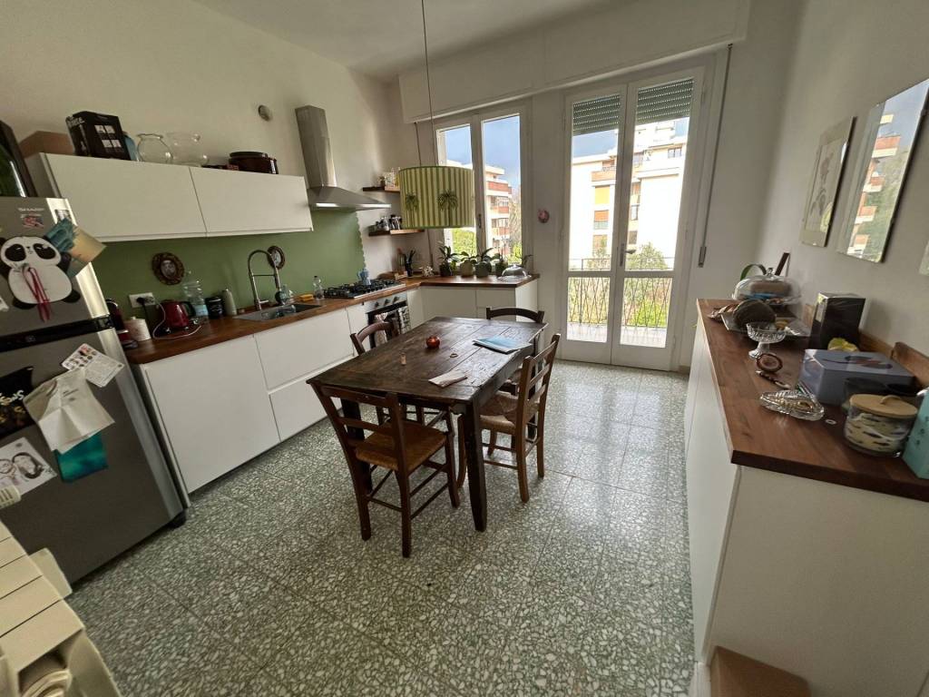 Appartamento a Pisa in Viale Giovanni Pisano, 50 - Foto 2