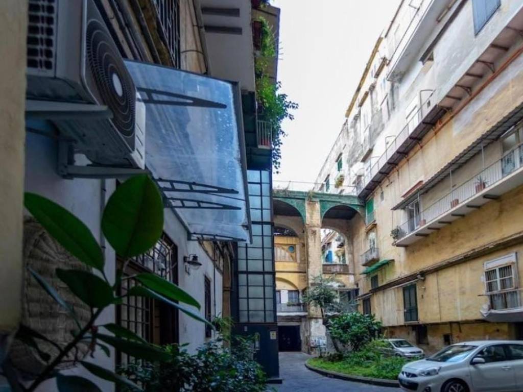 Appartamento a Napoli in Via Cedronio - Foto 4