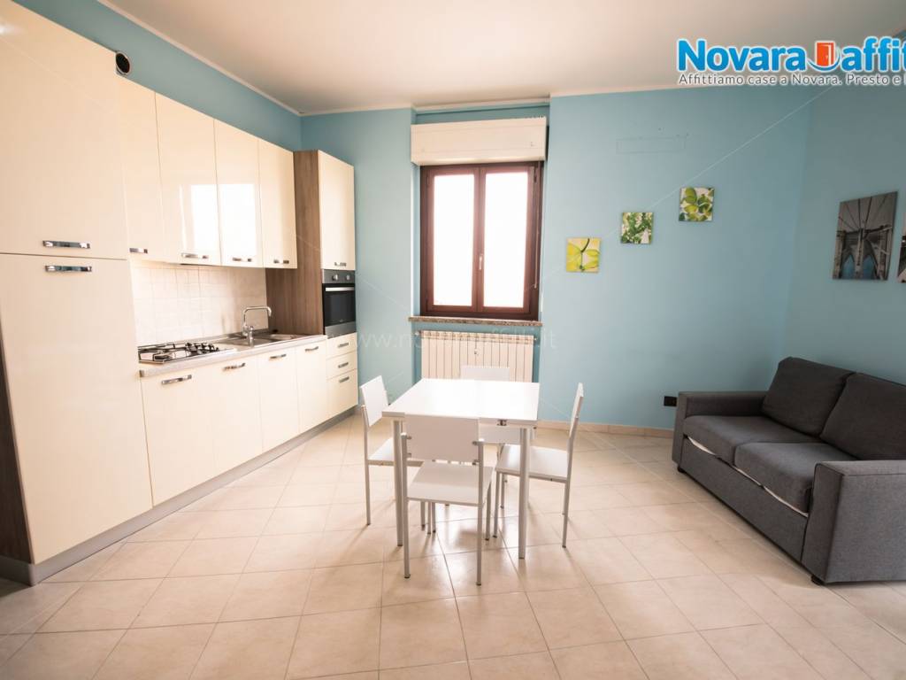 Appartamento a Novara in Via Costantino Porta - Foto 2