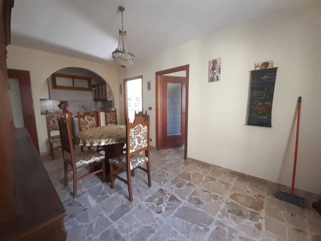 Appartamento a Rezzo in Via Canadà - Foto 3