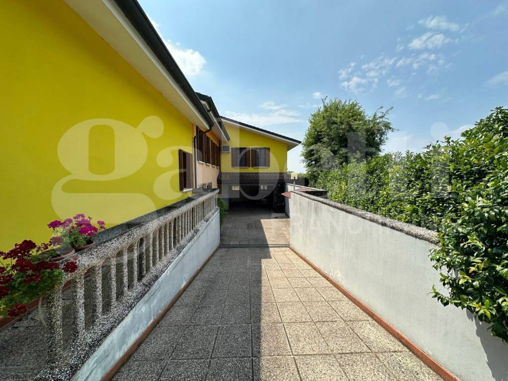 Villa a Pojana maggiore - Foto 2