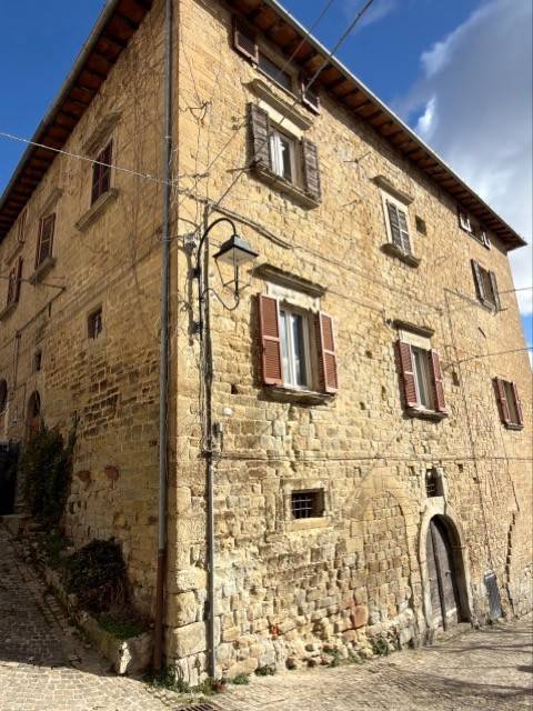 Appartamento a Montemonaco in Via dei Garulli, 8 - Foto 2