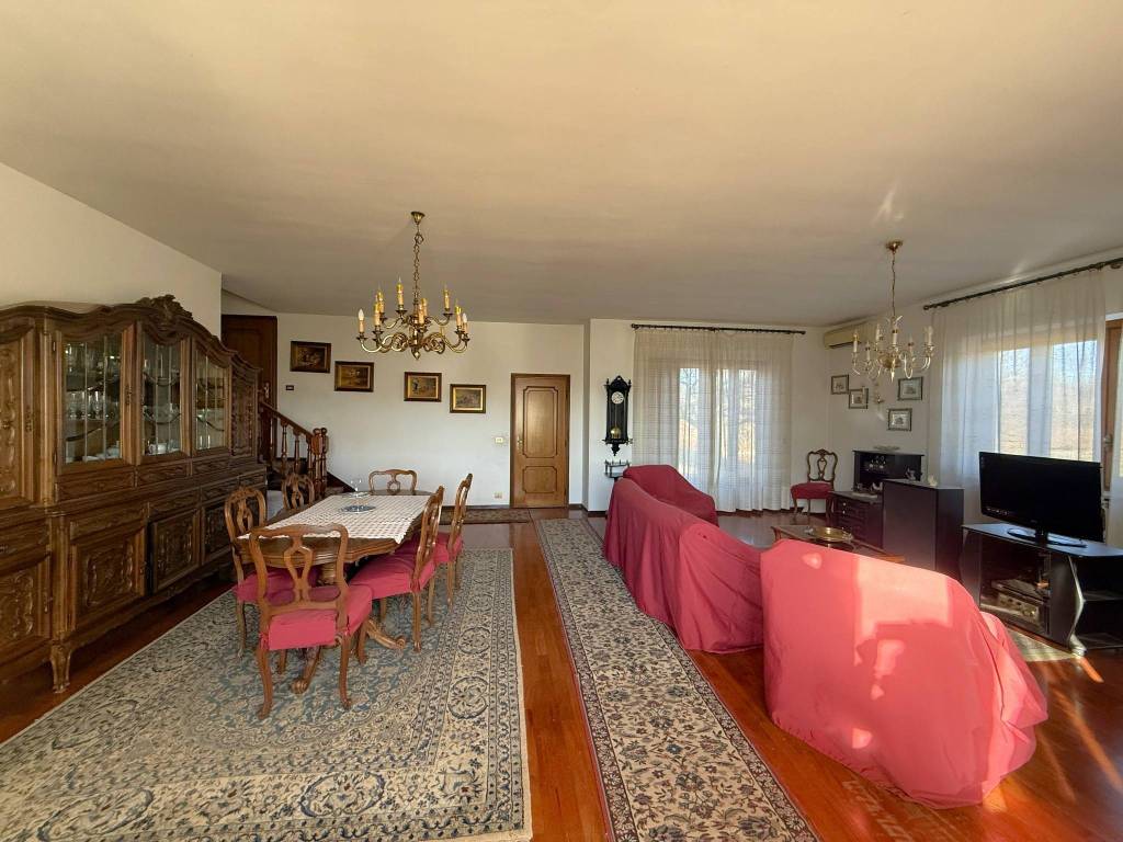 Villa a Foglizzo in Strada Ponte Rosso, 18 - Foto 4