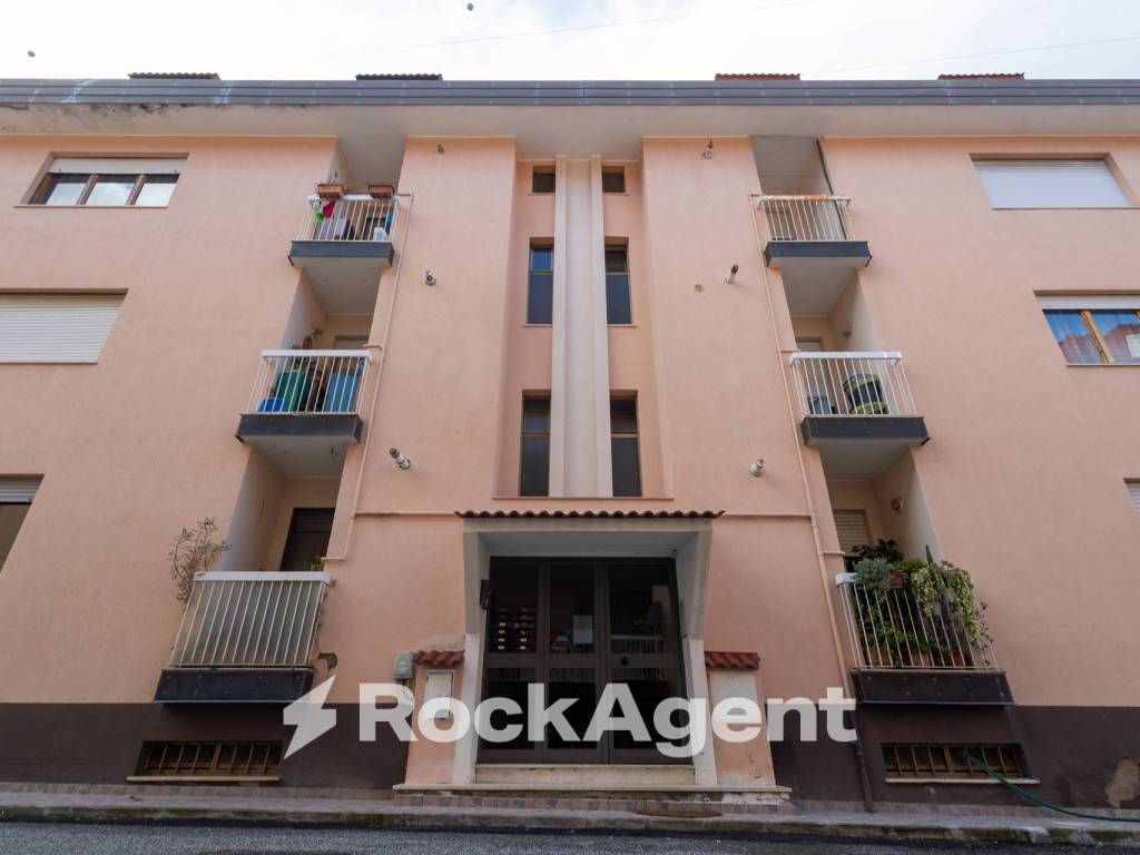 Attico / mansarda a Catanzaro in Via Giuseppe Rito, 5 - Foto 2