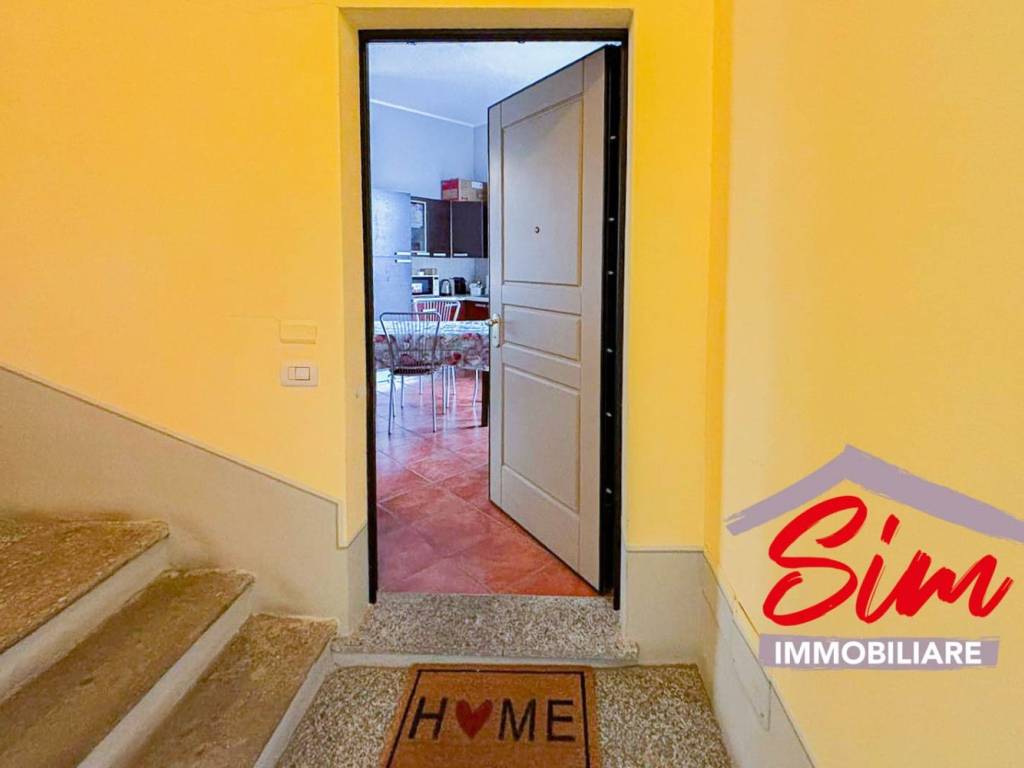 Appartamento a Novara in Via Frasconi nr - Foto 2