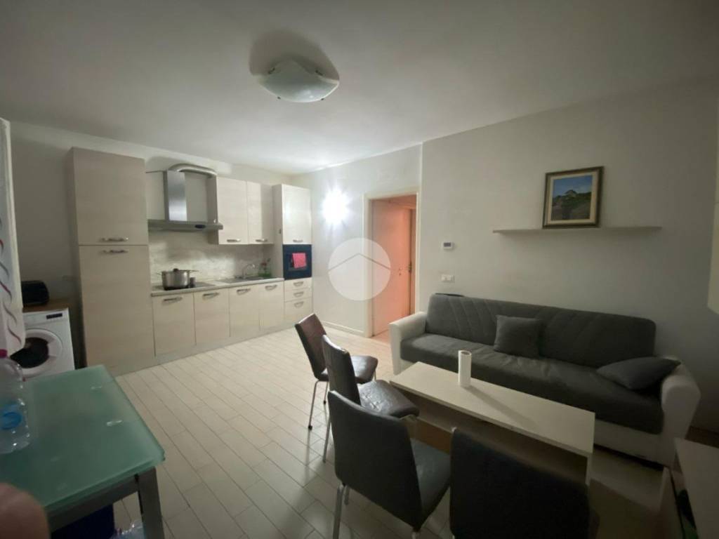 Appartamento a Mantova in VIA BRESSANONE, 7 - Foto 4