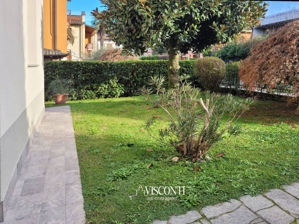 Villa a Cusago in Via Dossi, 6 - Foto 4