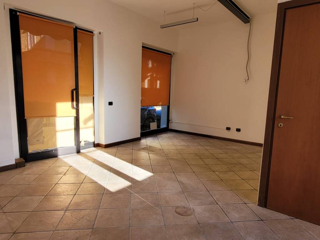 Immobile a Arona in Via Roma, 69 - Foto 2