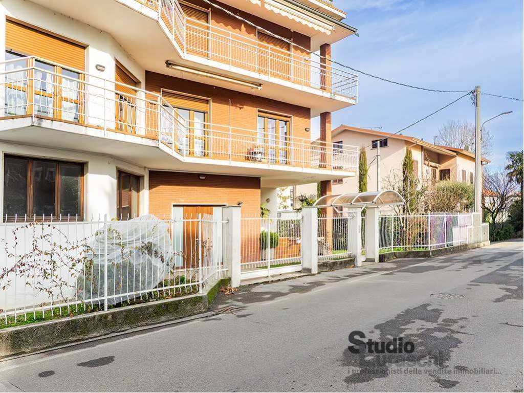 Appartamento a Oggiono in Via Mognago 4 - Foto 4