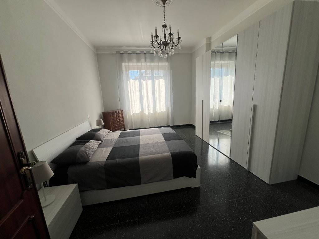 Appartamento a Genova in Via Talamone, 18 - Foto 2