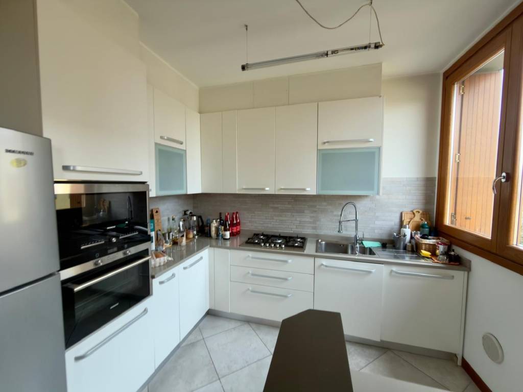 Appartamento a Carate brianza in Via Fontanelle, 2 - Foto 5