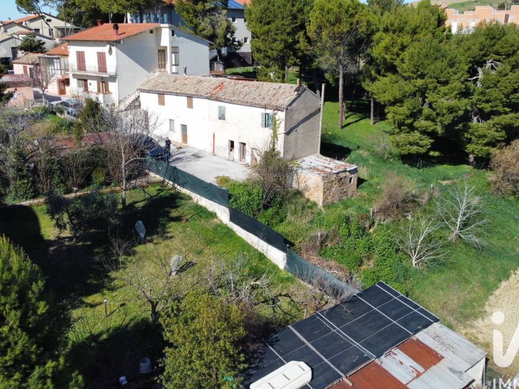 Terreno a Osimo in Via Chiaravallese - Foto 4