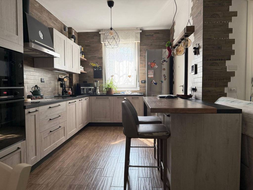 Appartamento a Seregno in Via Sabatelli, 9 - Foto 2