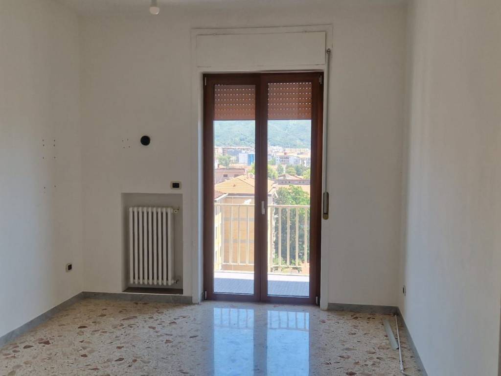 Appartamento a Salerno in Via Vincenzo Bello - Foto 5