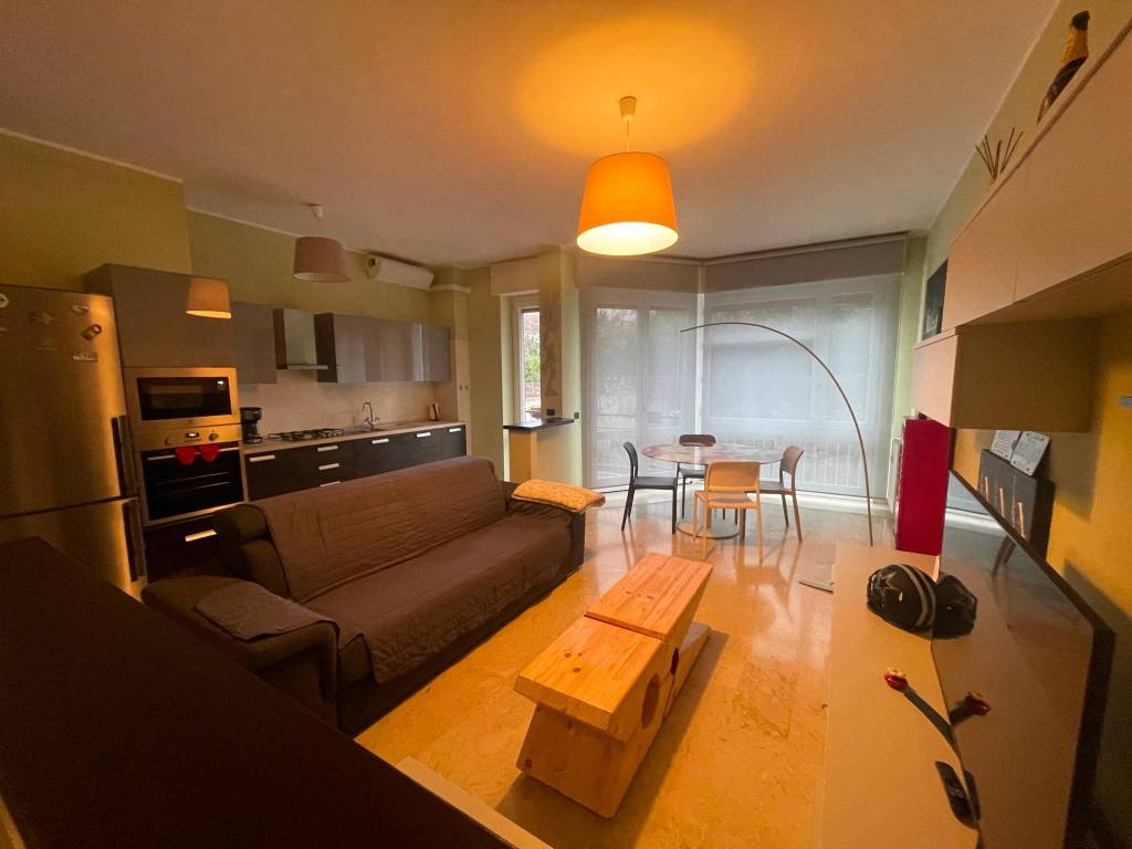 Appartamento a Arona in Via Antonio Gramsci, 24 - Foto 2