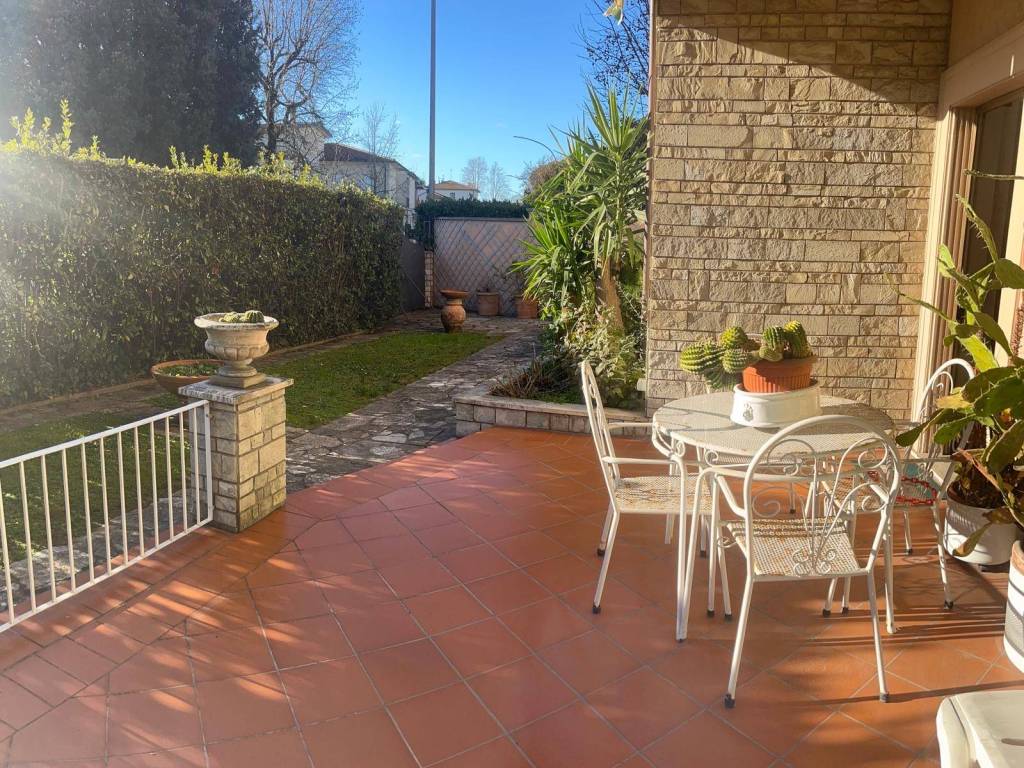 Appartamento a Ponsacco in Via Valdera Capannoli - Foto 3