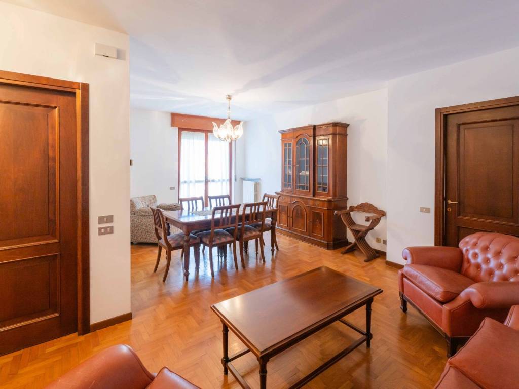 Appartamento a Bergamo in Via Fratelli Calvi - Foto 2