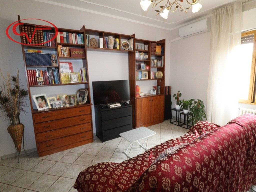 Appartamento a Montevarchi in Via Po - Foto 4