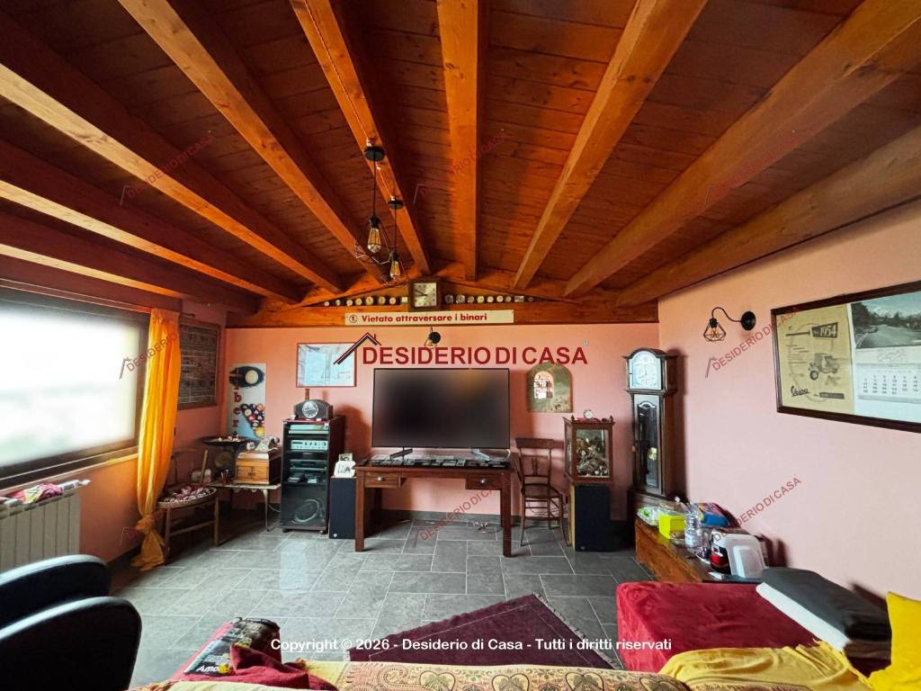 Casa indipendente a Gioiosa marea in Via Statale, 18 - Foto 3