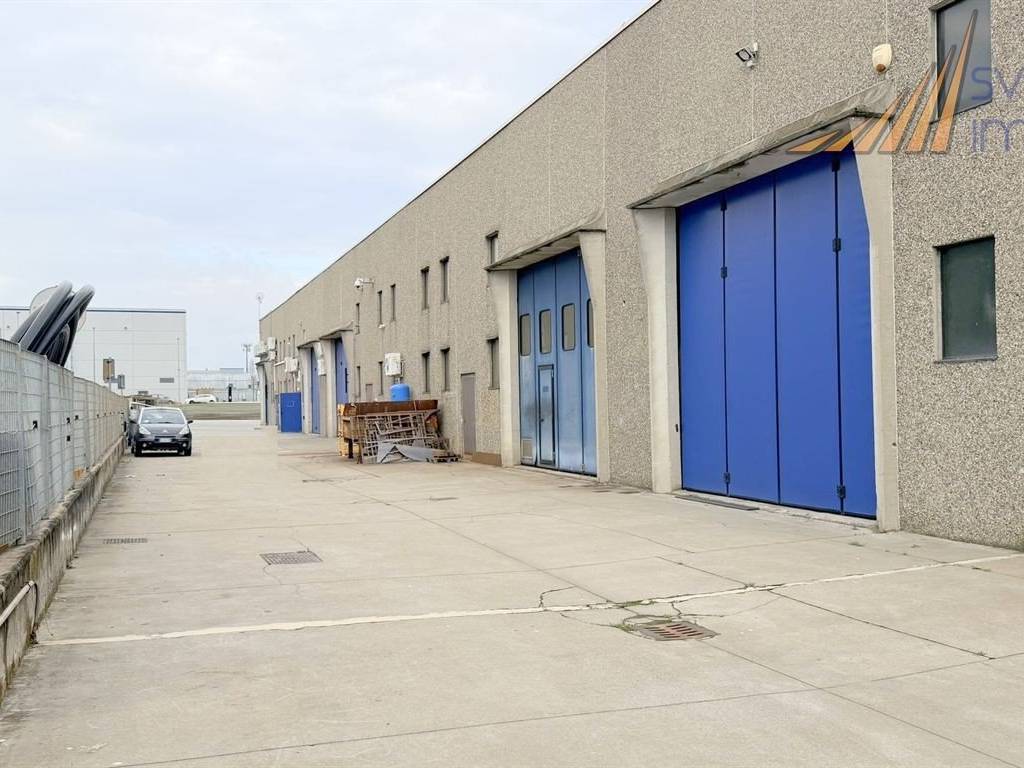 Immobile a Bellusco in via dell'Industria, 1 - Foto 5