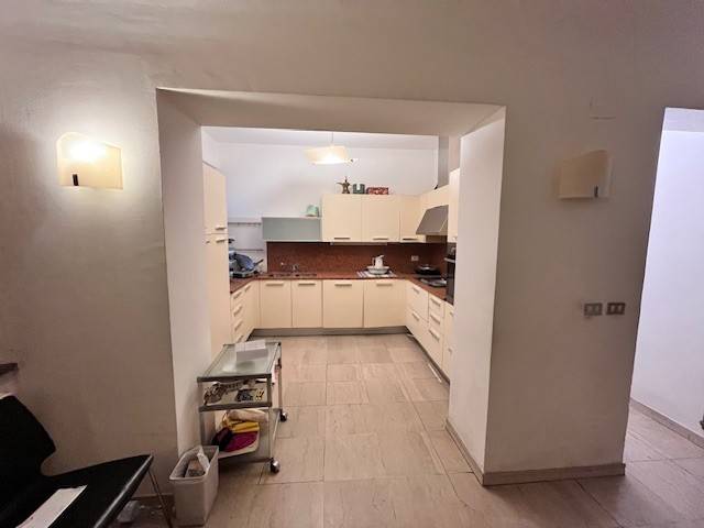 Casa indipendente a Agliana in Piazza 4 Novembre - Foto 3