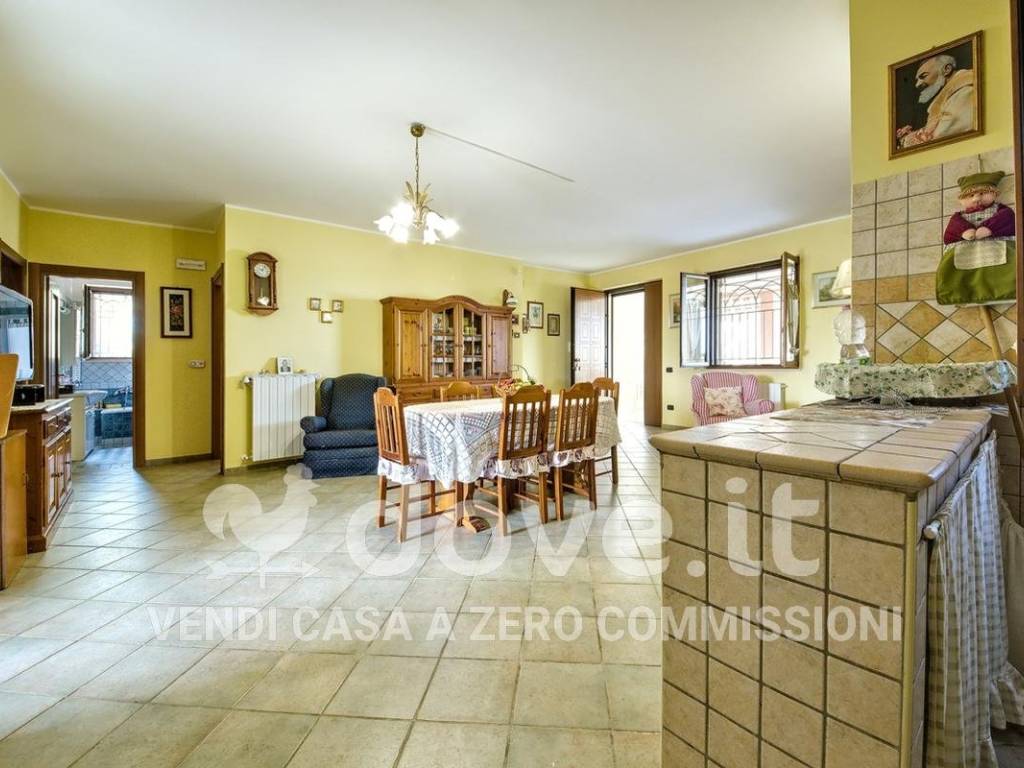 Villa a Francavilla fontana in Strada Statale 603 - Foto 4