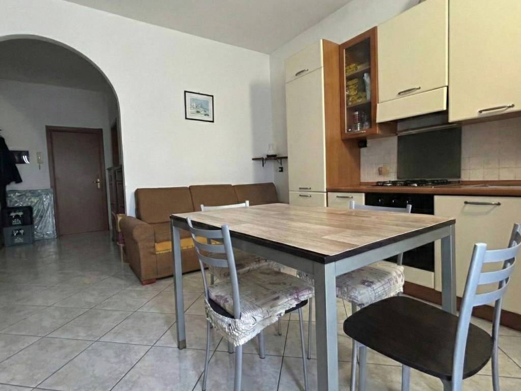 Appartamento a Carugo in Via Giuseppe Parini, 12 - Foto 3
