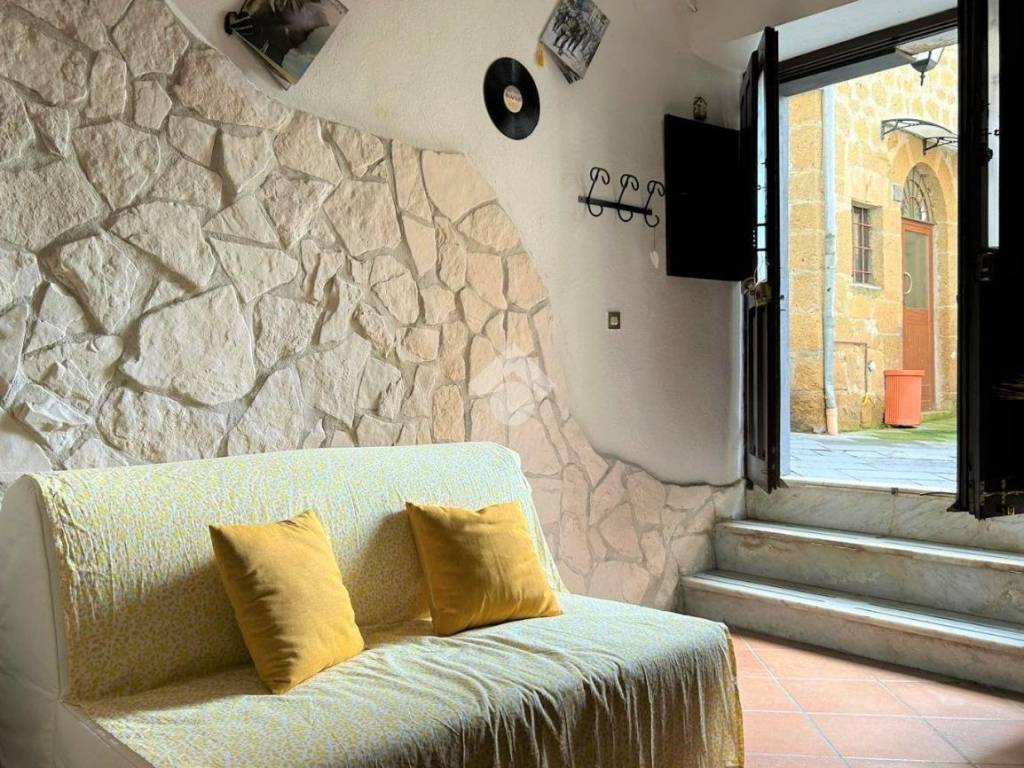 Appartamento a Ischia di castro in Via Annibal Caro, 22 - Foto 3