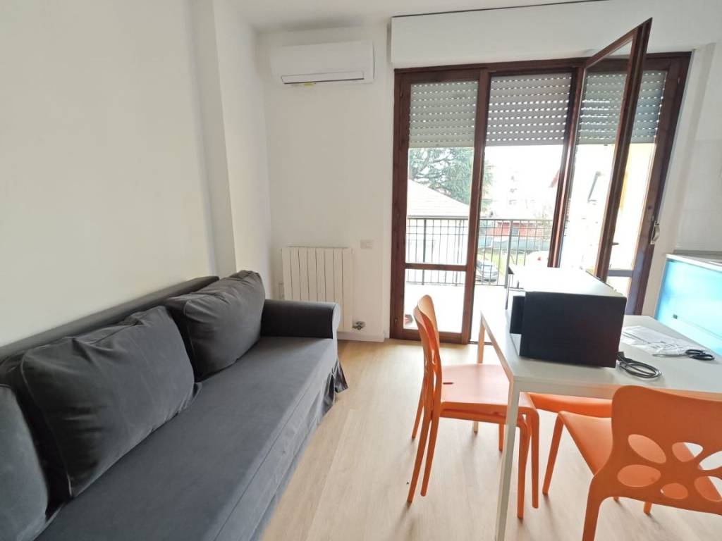 Appartamento a Gallarate in Via G. De Rizzoli - Foto 2