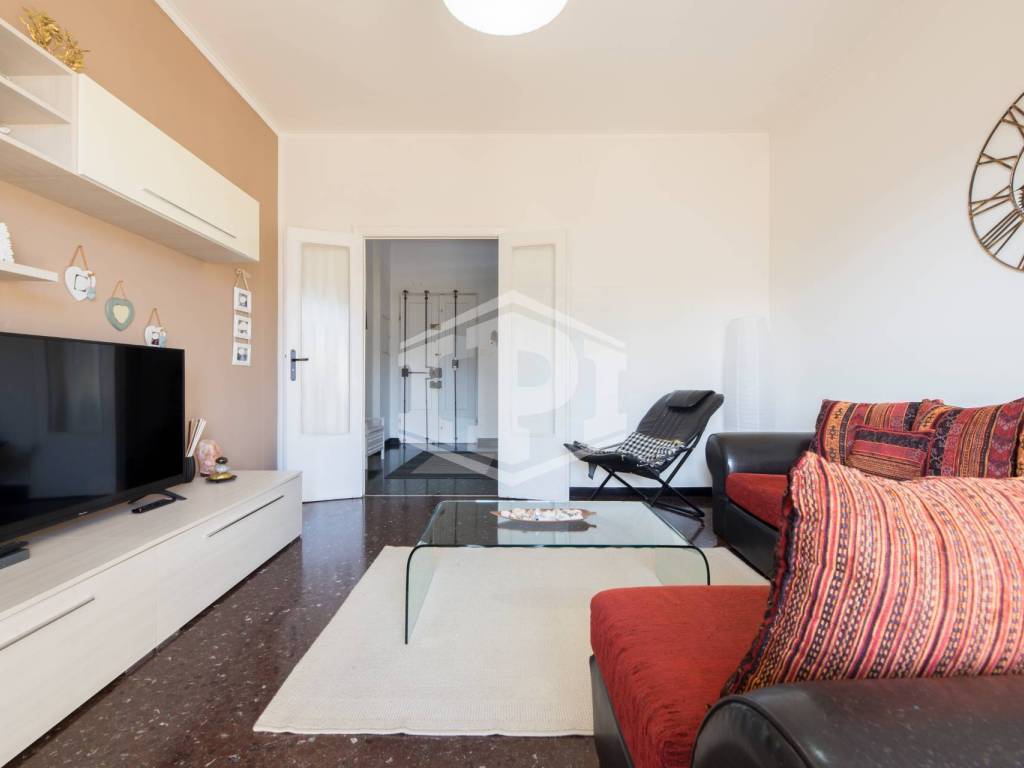 Appartamento a Genova in Via Chiaravagna - Foto 4