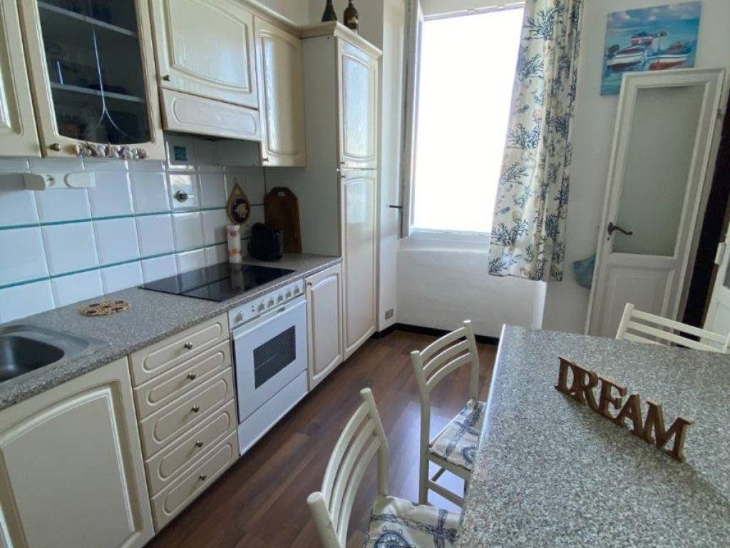 Appartamento a Camogli in Via Giuseppe Garibaldi, 75 - Foto 4