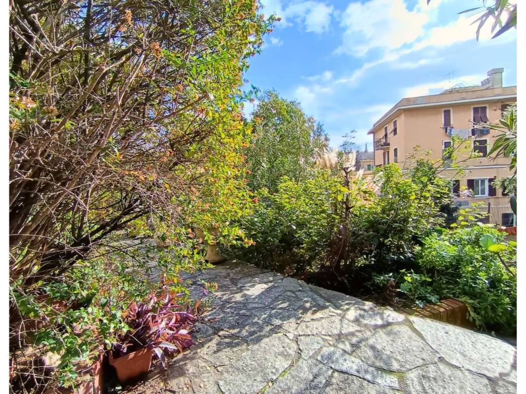 Appartamento a Genova in Corso Luigi Andrea Martinetti - Foto 3